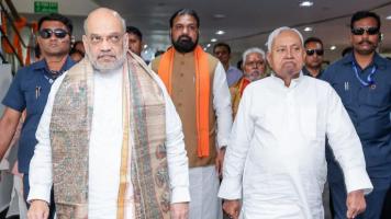 The verdict in Malegaon blast case came after 17 years, all 7 accused including Sadhvi Pragya Thakur were acquitted, BJP said Congress should answer saffron terrorism (3)-kNYZbcXRnB.jpg